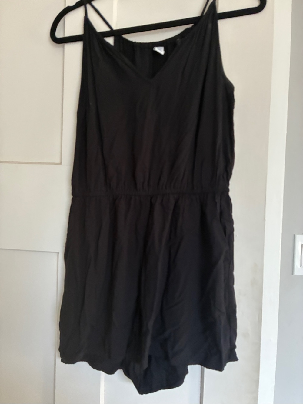 Old Navy Black Sleeveless V-Neck Mini Romper